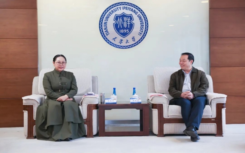 張榮華主席應(yīng)邀出席天津大學(xué)創(chuàng)業(yè)大講堂活動(dòng)，張君婷總裁作主題演講