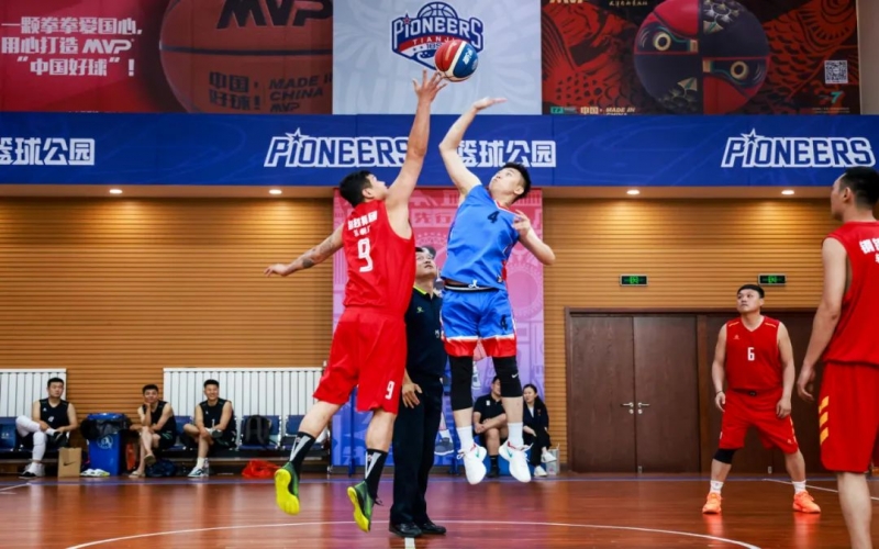 直擊超燃現(xiàn)場！榮程集團第十四屆職工籃球賽第四個比賽日戰(zhàn)績播報