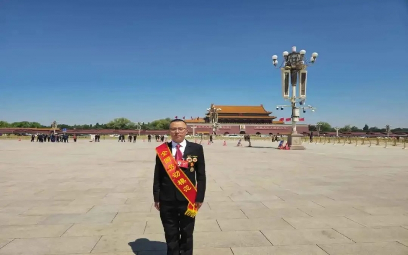 勞模故事｜“刀鋒舞者”20年！趙小東從一線工人煉成全國勞模